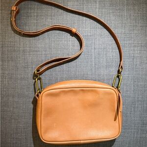 Madewell Carabiner Medium Convertible Crossbody